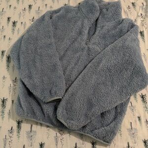 Cozy Blue Aritzia Women's Sweater